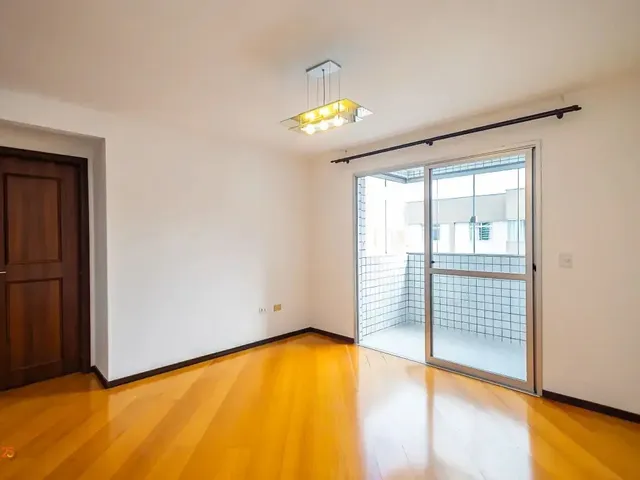 Apartamento 3 quartos e 2 banheiros, para alugar, no bairro Ecoville em Curitiba