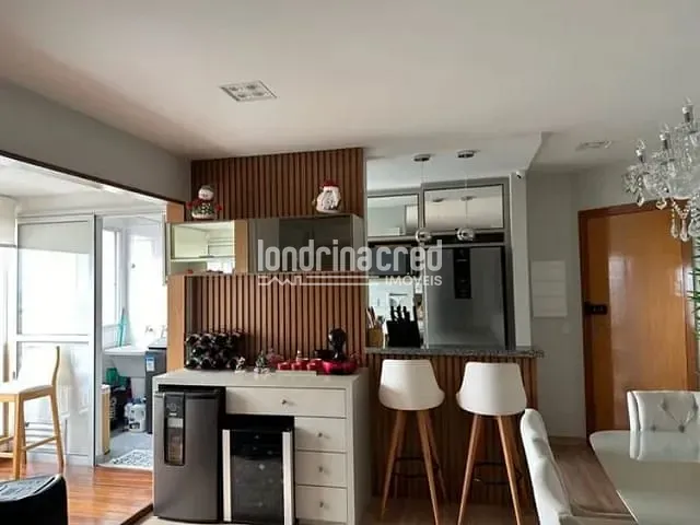 Apartamento 2 quartos e 2 banheiros, à venda, no bairro Bela Suiça em Londrina