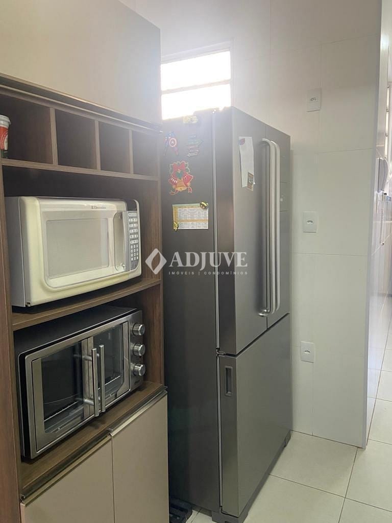 Apartamento à venda com 3 quartos, 91m² - Foto 11