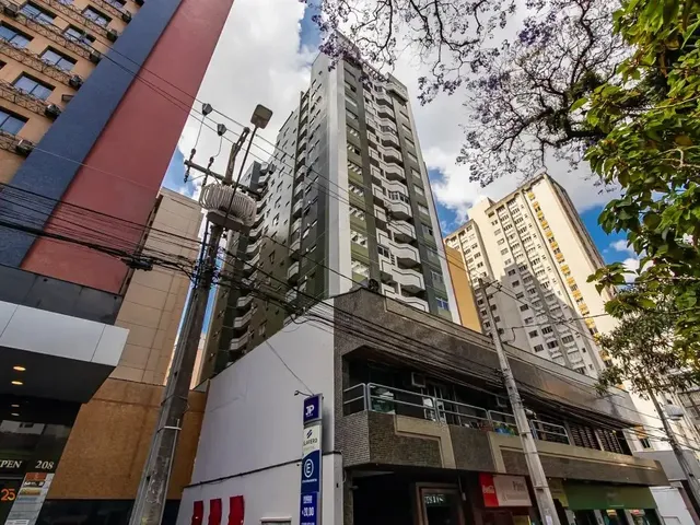 Apartamento 1 quarto e 1 banheiro, para alugar, no bairro Centro em Curitiba