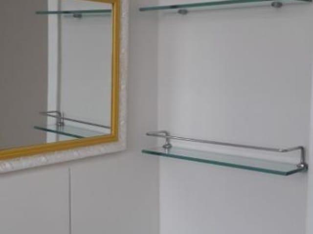 Foto do Apartamento - Apartamento com 2 dormitórios, 48 m² - venda por R$ 180.000,00 ou aluguel por R$ 820,00/mês - Aparecidinha - Sorocaba/SP | Ary Proenca Negócios Imobiliários Ltda