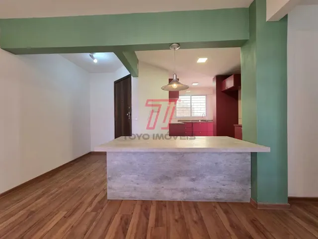 Apartamento 3 quartos e 1 banheiro, para alugar, no bairro Portão em Curitiba