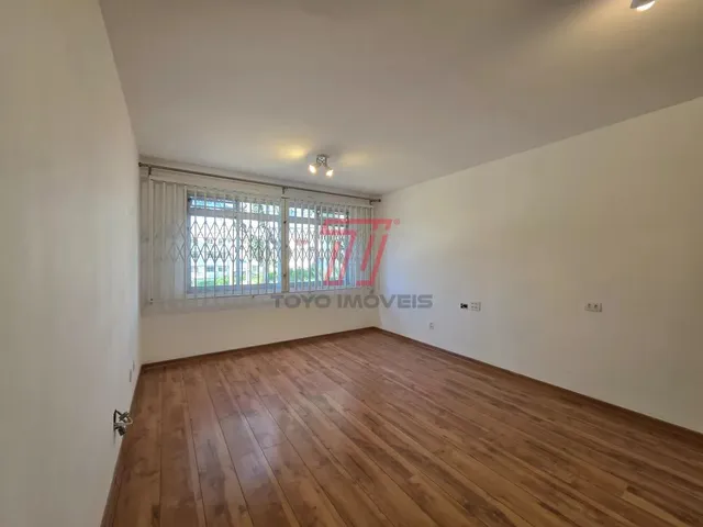 Apartamento 3 quartos e 1 banheiro, para alugar, no bairro Portão em Curitiba