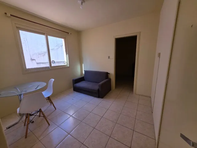 Apartamento 1 quarto e 1 banheiro, à venda, no bairro Centro em Pelotas