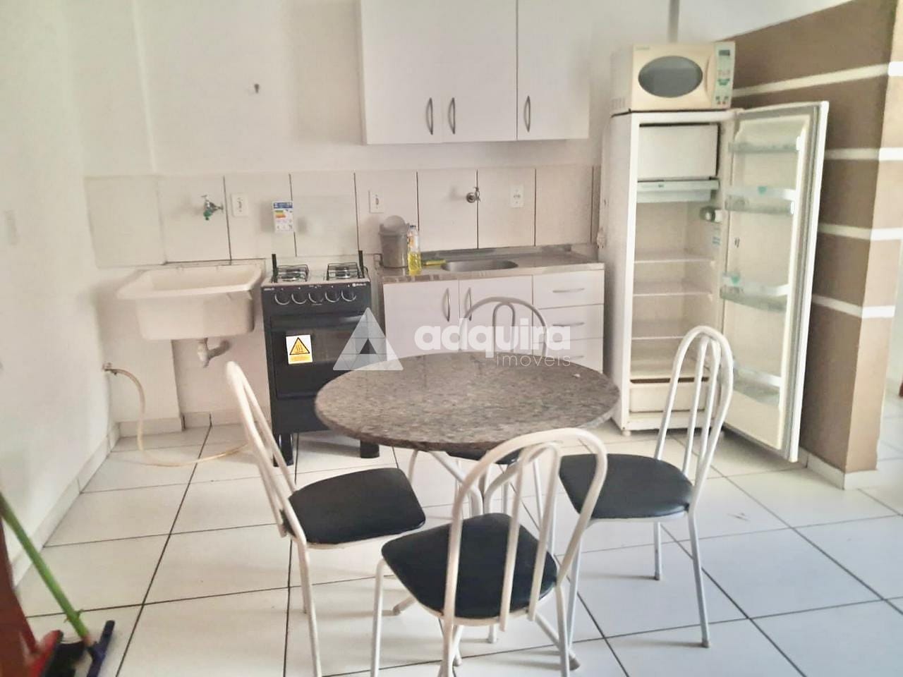Apartamento à venda com 1 quarto, 27m² - Foto 1