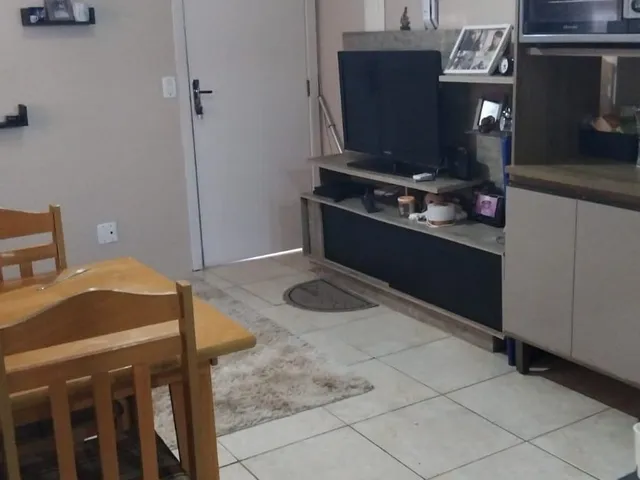 Apartamento 2 quartos e 1 banheiro, à venda, no bairro Areal em Pelotas