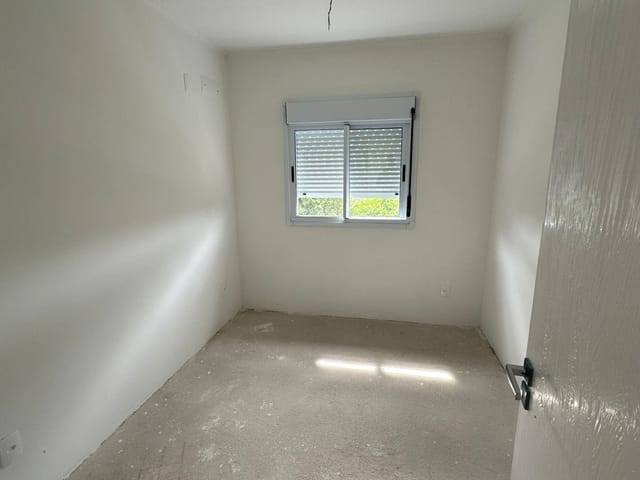 Apartamento 2 quartos e 1 banheiro, à venda, no bairro Fragata em Pelotas
