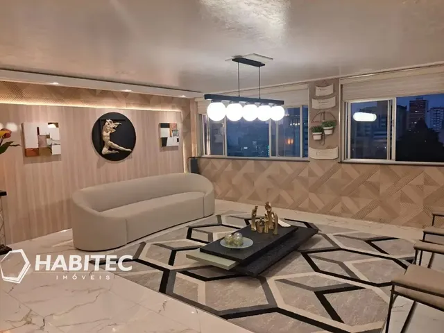 Apartamento 4 quartos e 2 banheiros, à venda, no bairro Centro em Curitiba