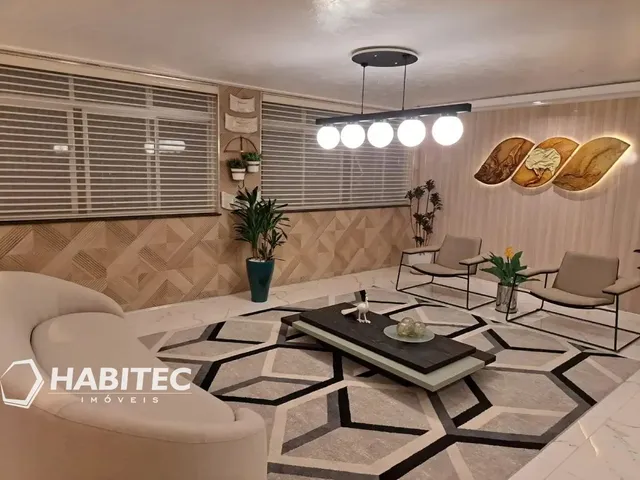 Apartamento 4 quartos e 2 banheiros, à venda, no bairro Centro em Curitiba