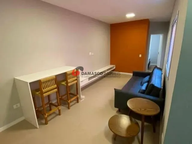 Apartamento 2 quartos e 2 banheiros, à venda, no bairro Vila Camilópolis em Santo André