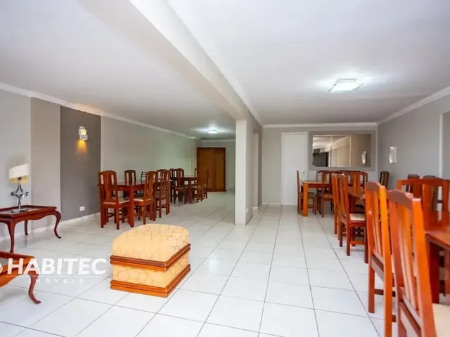 Apartamento 4 quartos e 4 banheiros, à venda, no bairro Centro em Curitiba