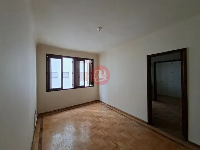 Apartamento com 70m² 2 quartos e 1 banheiro, para alugar, no bairro Santa Cecília em Porto Alegre