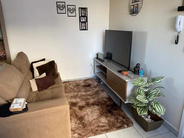 Apartamento 2 quartos e 1 banheiro, à venda, no bairro Areal em Pelotas