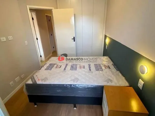 Apartamento 2 quartos e 2 banheiros, à venda, no bairro Vila Camilópolis em Santo André