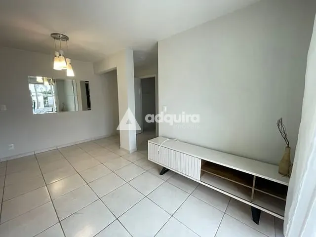 Apartamento 1 quarto e 1 banheiro, à venda, no bairro Colônia Dona Luíza em Ponta Grossa