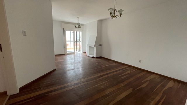Apartamento com 133m² 3 quartos e 2 banheiros, à venda, no bairro Centro em Pelotas