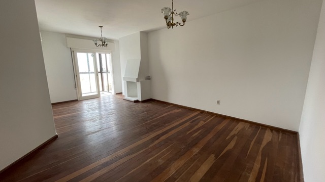 Apartamento com 133m² 3 quartos e 2 banheiros, à venda, no bairro Centro em Pelotas