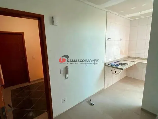 Apartamento 2 quartos e 1 banheiro, à venda, no bairro Parque Erasmo Assunção em Santo André