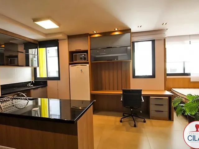 Apartamento 1 quarto e 1 banheiro, para alugar, no bairro Centro em Curitiba