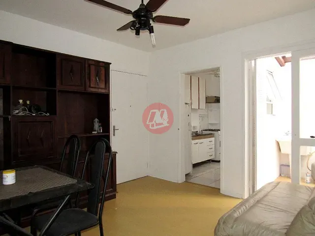 Apartamento com 50m² 1 quarto e 1 banheiro, à venda, no bairro Rio Branco em Porto Alegre