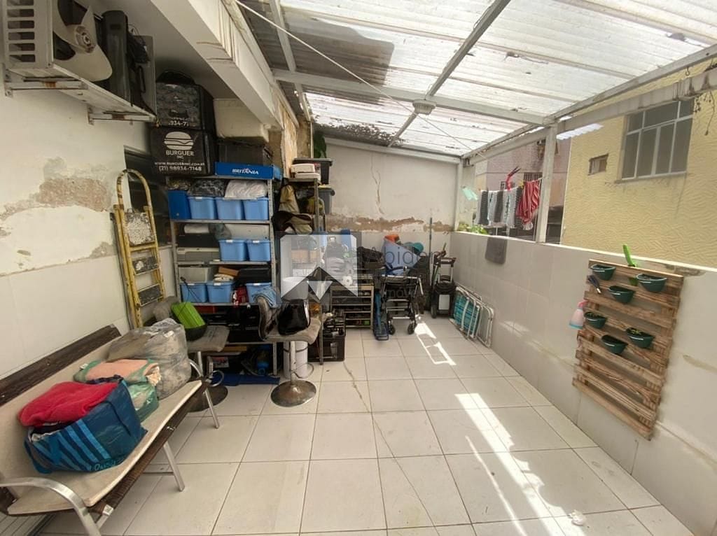 Apartamento à venda com 2 quartos, 100m² - Foto 18