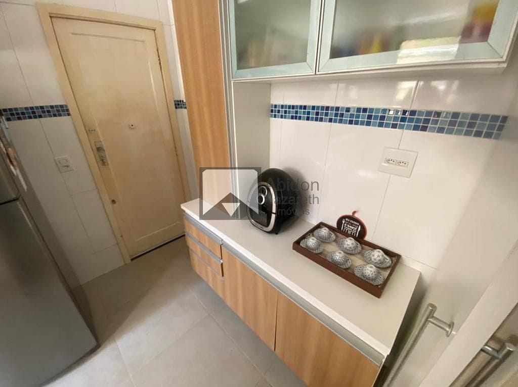 Apartamento à venda com 2 quartos, 100m² - Foto 15