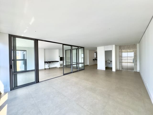 Apartamento com 285m² 3 quartos e 5 banheiros, à venda, no bairro Gleba Palhano em Londrina
