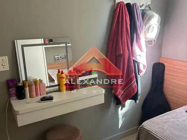 Apartamento com 10m² 2 quartos e 1 banheiro, à venda, no bairro Vila Tesouro em São José Dos Campos