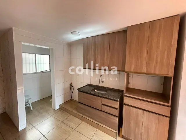 Apartamento 2 quartos e 1 banheiro, para alugar, no bairro Cohab 9 em Carapicuíba