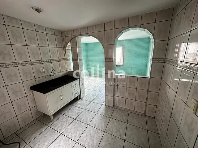 Apartamento 2 quartos e 1 banheiro, à venda, no bairro Conjunto Habitacional Presidente Castelo Branco em Carapicuíba