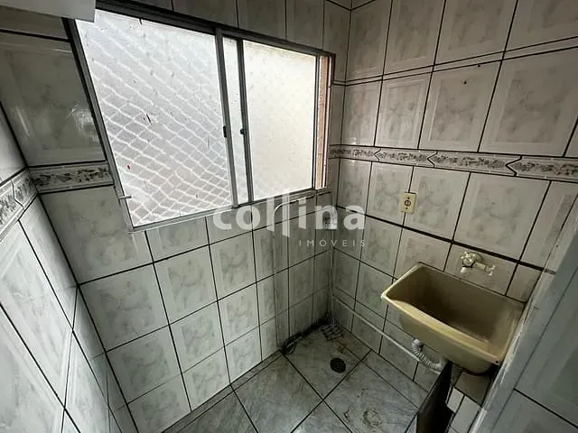 Apartamento 2 quartos e 1 banheiro, à venda, no bairro Conjunto Habitacional Presidente Castelo Branco em Carapicuíba