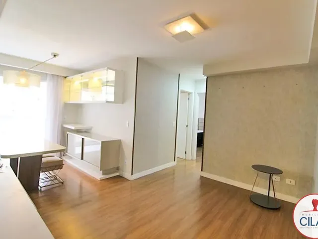 Apartamento 2 quartos e 2 banheiros, para alugar, no bairro Cristo Rei em Curitiba