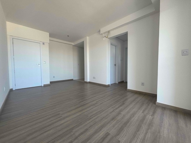 Foto do Apartamento - Apartamento à venda no Centro de Pelotas com 73,1 m², 2 dormitórios (1 suíte), sacada com churrasqueira, vaga de garagem e lazer completo no condomínio. | UP Imóveis
