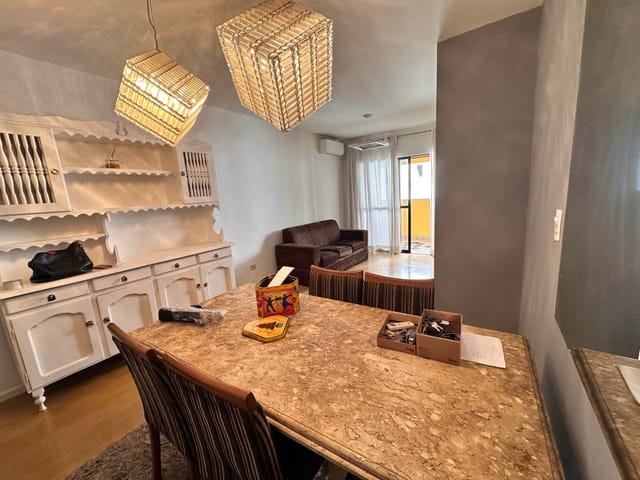 Apartamento com 162m² 3 quartos e 2 banheiros, para alugar, no bairro Centro em Londrina