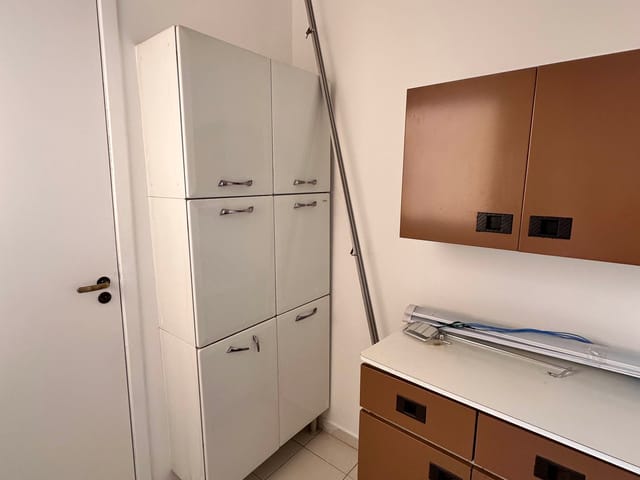 Apartamento com 162m² 3 quartos e 2 banheiros, para alugar, no bairro Centro em Londrina