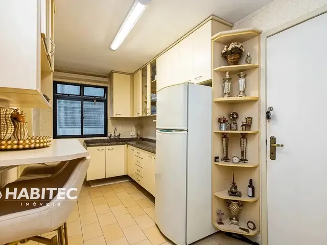 Apartamento 3 quartos e 2 banheiros, à venda, no bairro Rebouças em Curitiba