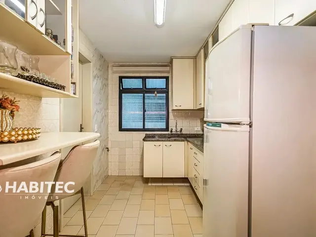 Apartamento 3 quartos e 2 banheiros, à venda, no bairro Rebouças em Curitiba