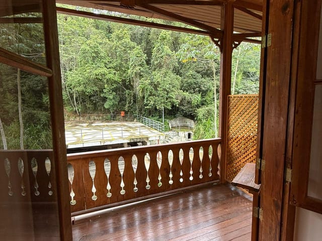 Apartamento 1 quarto e 1 banheiro, para alugar, no bairro Centro em Petrópolis