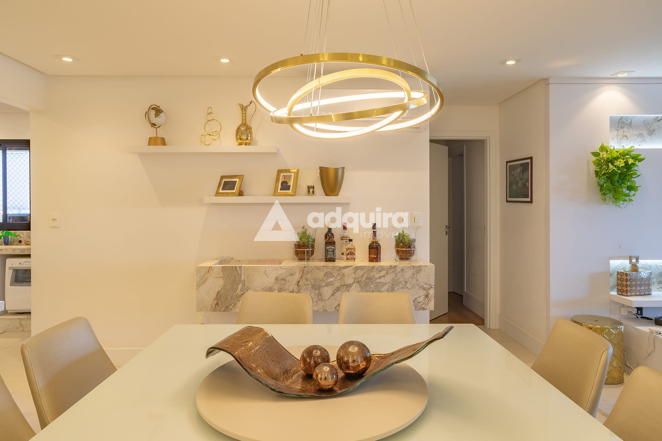 Apartamento à venda com 3 quartos, 135m² - Foto 5