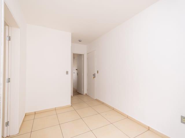Apartamento 1 quarto e 1 banheiro, para alugar, no bairro Centro em Pelotas