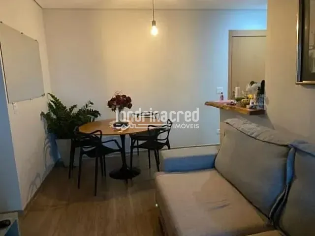 Apartamento 2 quartos e 2 banheiros, à venda, no bairro Vila Martins em Ibiporã