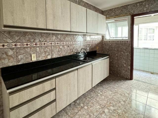 Apartamento com 95m² 2 quartos e 2 banheiros, à venda, no bairro Centro em Pelotas