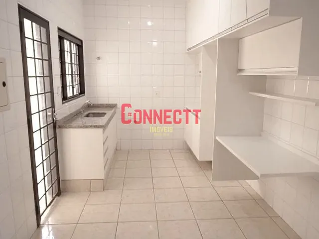 Apartamento 2 quartos e 1 banheiro, à venda, no bairro Parque dos Bandeirantes em Ribeirão Preto
