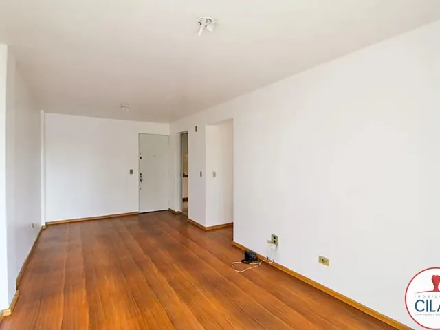 Apartamento 3 quartos e 1 banheiro, para alugar, no bairro Boa Vista em Curitiba
