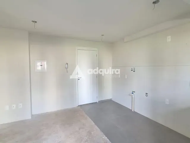 Apartamento com 43m² 1 quarto e 1 banheiro, à venda, no bairro Uvaranas em Ponta Grossa