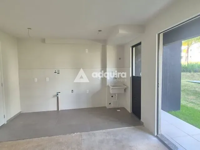 Apartamento com 43m² 1 quarto e 1 banheiro, à venda, no bairro Uvaranas em Ponta Grossa