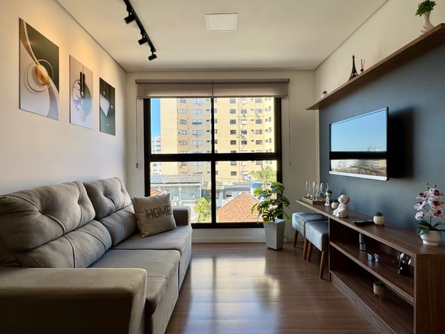 Foto do Apartamento - Apartamento totalmente mobiliado no Centro de Pelotas, 1 dorm, vaga de garagem coberta, lazer completo e ótima iluminação natural. Pronto para morar! | UP Imóveis