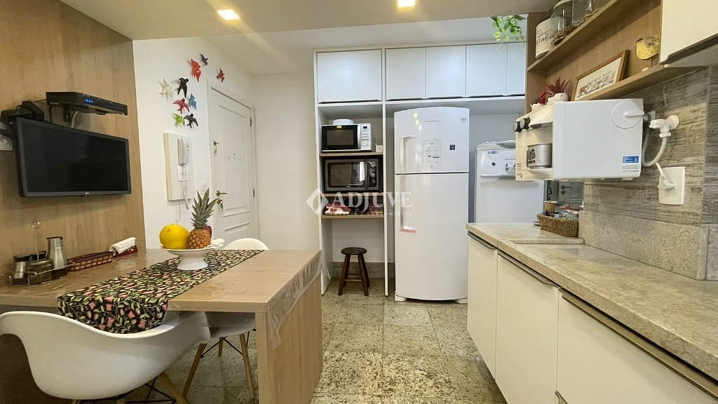 Apartamento à venda com 3 quartos, 130m² - Foto 12