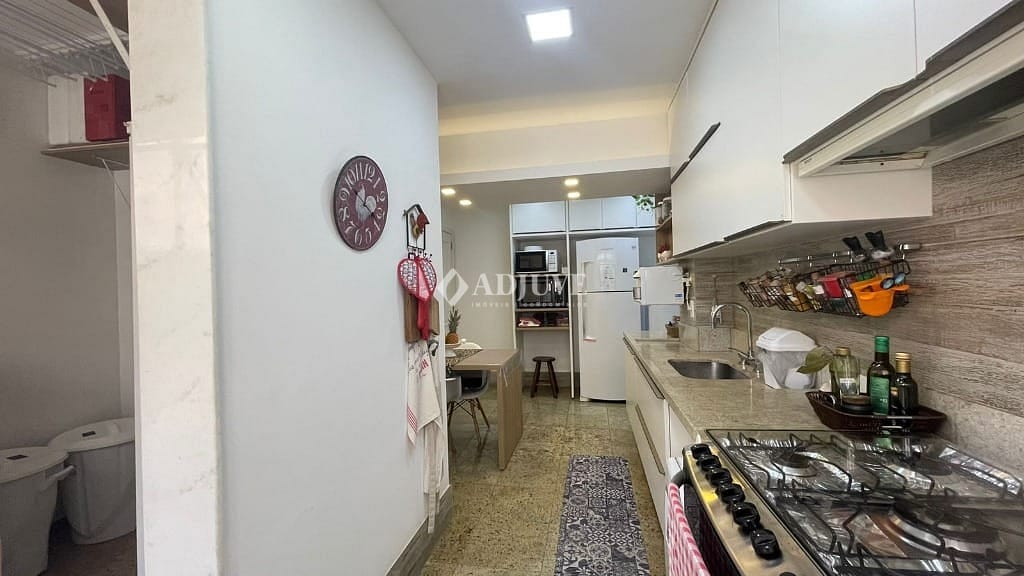 Apartamento à venda com 3 quartos, 130m² - Foto 15