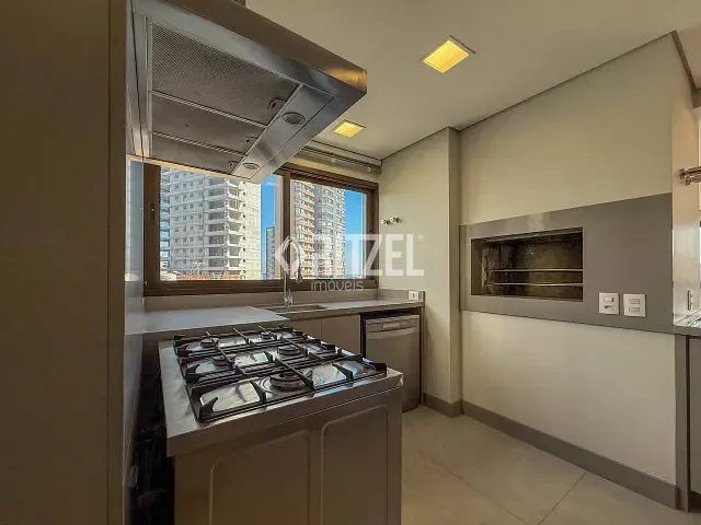 Apartamento 3 quartos e 5 banheiros, à venda, no bairro Centro em Novo Hamburgo